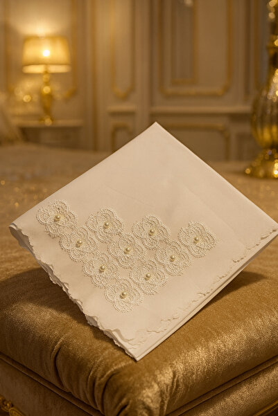 Çeyiz Bahçesi Çeyizlik Iğne Oyalı Saten Bohça