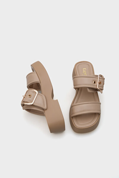 Capone Outfitters Merry Wedge Heeled Double Banded Buckle Women's Comfort Slippers