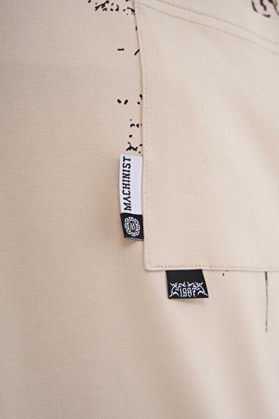 Machinist Чоловіча футболка з етикеткою та надрукованою кишенею Oversize, світло-бежева