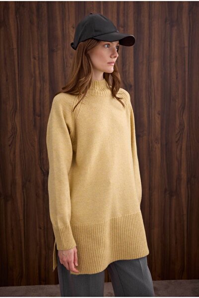 HEQA Turtleneck Basic Sweater Butter
