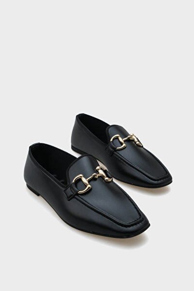 Capone Outfitters Жіночі лофери з металевою пряжкою Candi Metal