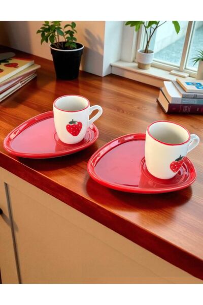 home inn Strawberry Patterned Set of 2 Ceramic Coffee Cups – with Red Oval Presentation Plate, Stylish and Decorative