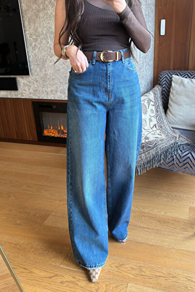 MAGARDE بنطلون جينز بخصر عالٍ وتفاصيل حزام - أزرق