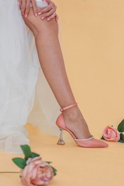 Stil Durağı Lover Model 8 cm Stone Detail New Season Heel Shoes Coral