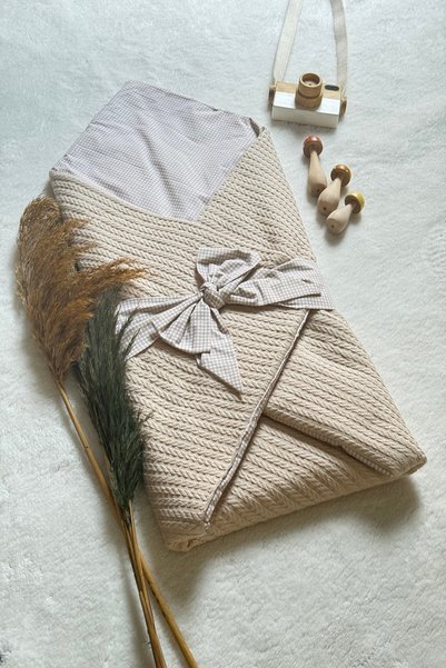 Pastelya Beige Plaid Baby Swaddle, Knitted Baby Swaddle