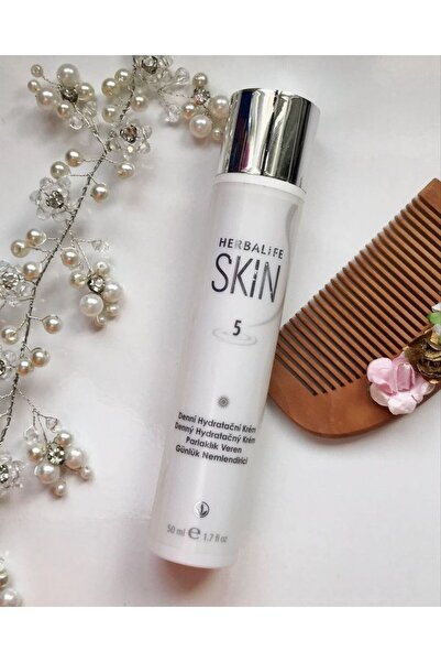 Herbalife Nemlendirici - Skin Parlaklık Veren Günlük Nemlendirici 50ml