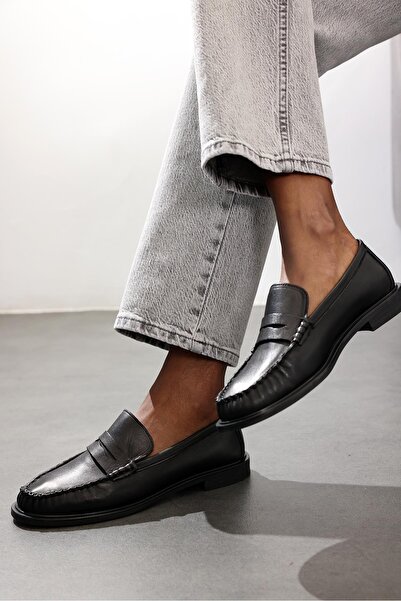 5in1Canpolat Черни кожени мокасини 35507