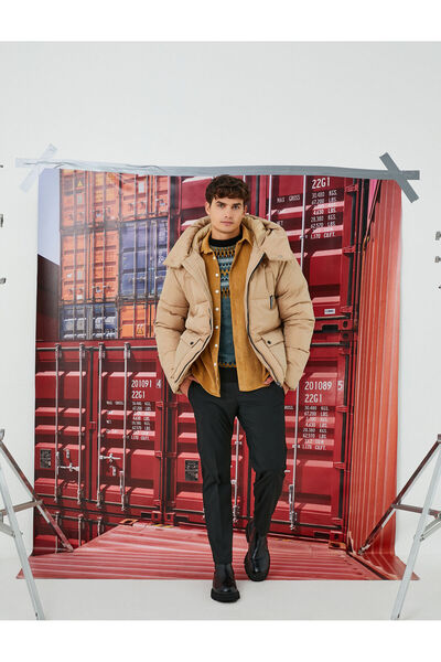 Koton Γιακάς με κουκούλα σε μεγάλο μέγεθος