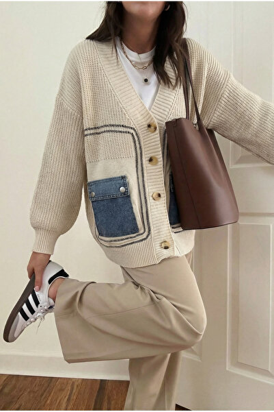 FEMELLE Women's Beige Standard Size Buttoned Oversize Knitwear Cardigan with Denim Pockets