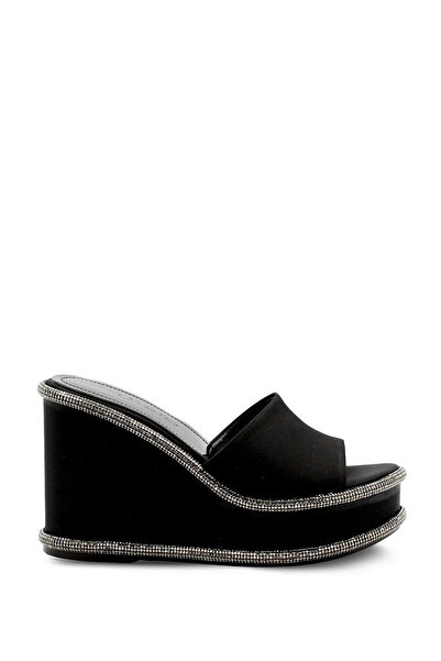 Vario Siyah Taş Detaylı Dolgu Topuk Terlik SATEN SIYAH KRİSTAL (Black Satin Crystal)