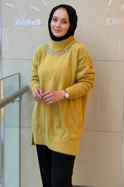 Nuss Ангорска туника без яка и с бродерии от мъниста