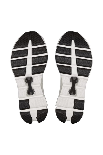 On Running حذاء كلاود اكس 4 للنساء 3WE30070791