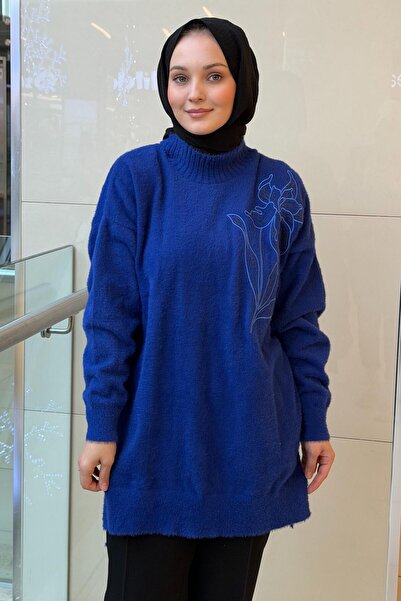 Nuss Τονίκ με κέντημα λουλουδιών με λαιμόκοψη σε σχήμα Ο