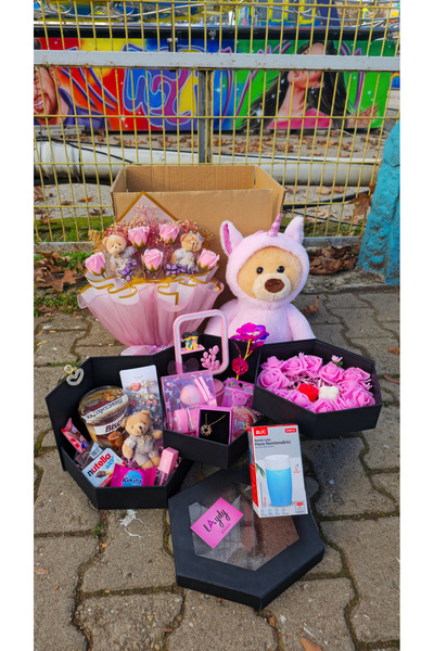 Genel Markalar Yılbaşı Özel LÜKS Tasarım Çikolata Dolu Hediyelik Set