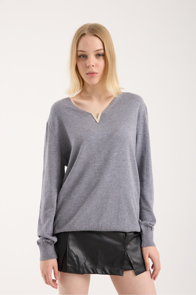Clothes Fast Women's Gray V-Neck Metal Detailed Long Sleeve Knitwear Sweater