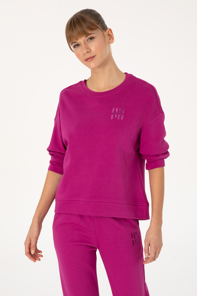 U.S. Polo Assn. سويت شيرت نسائي أساسي برقبة دائرية باللون الفوشيا 50313565-VR023