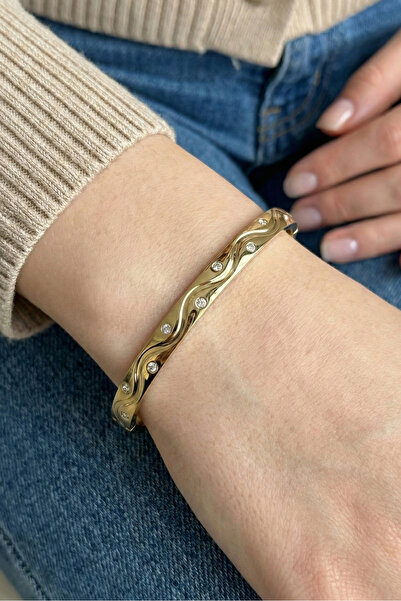 Modacaprea Çelik 14K Asimetrik Bombeli 18 cm Kadın Kelepçe Altın Renkli Kadın...