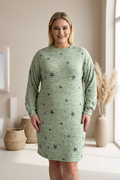 Stil Diva Plus Size Long Sleeve Crew Neck Star Print Stretchy Dress 84-158