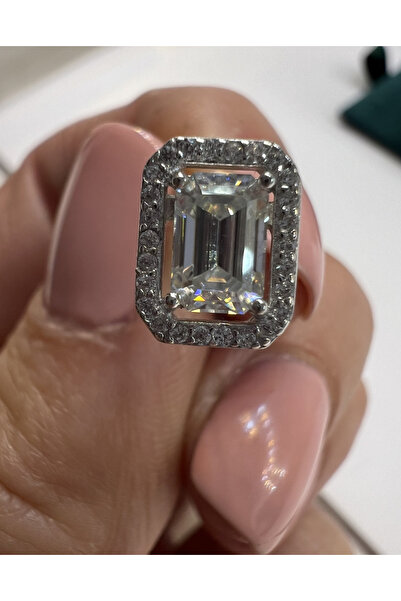 Moissanite Cercei stud cu tăietură smarald