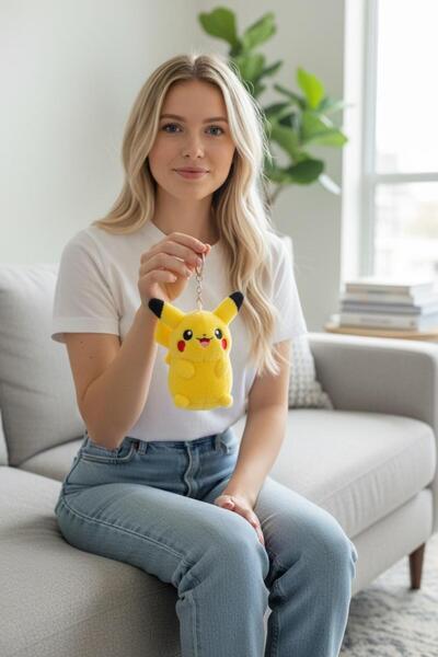 PLUSH STUDIO ISTANBUL Pikachu Figürlü Peluş Anahtarlık 10-12 cm Çanta Charm