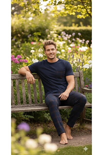 Sude HOMEWEAR FÉRFI KOCKÁS MINTÁS RÖVID UJJÚ PIZSÁMAKOSZTÓSZ