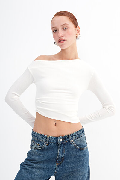 Addax Boat Neck Modal Blouse B18534