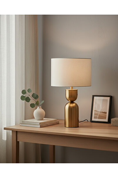 REDTAG مصباح طاولة معدني ذهبي