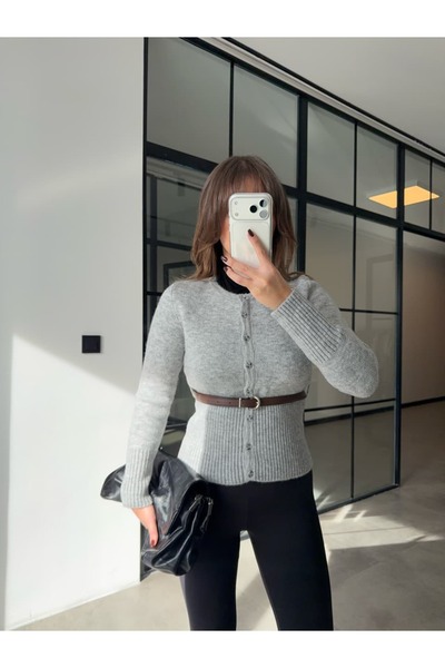 BB Bensu Buyruk PULOVER TRICOTAT CU CUREA SI BUTONI