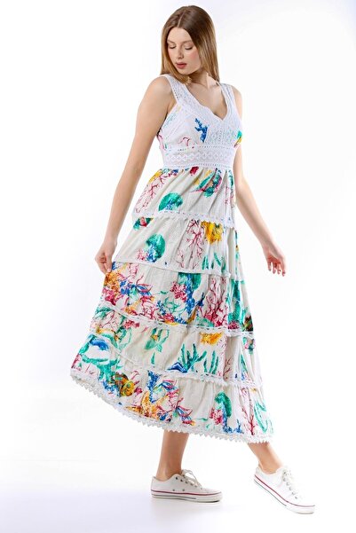 della moor Green Patterned Lace Strap Long Dress