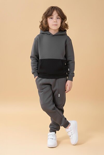 Perendi Boy's Hooded Kangaroo Pocket 2-Color Sweatshirt and Comfortable Fit Fleece-Lined Jogger Bottom Set –