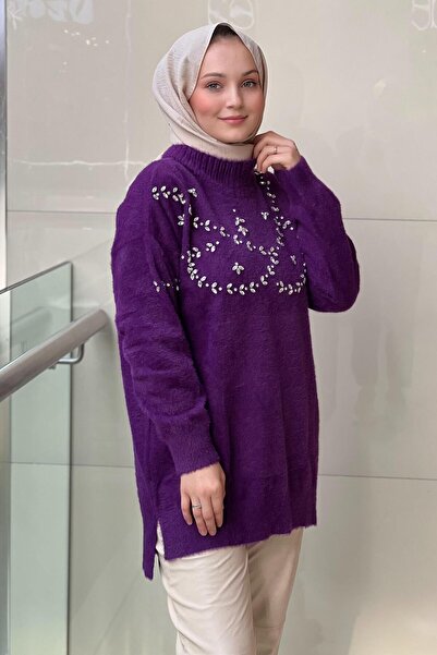 Nuss O-Neck Crystal Stone Embroidered Angora Tunic