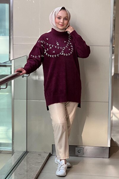 Nuss O-Neck Crystal Stone Embroidered Angora Tunic