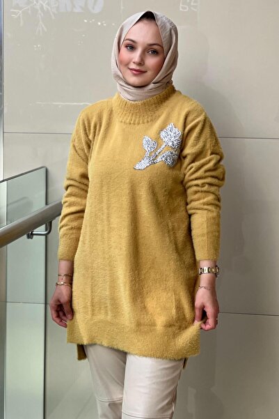 Nuss Zero Neckline Tulip Stone Embroidered Angora Tunic