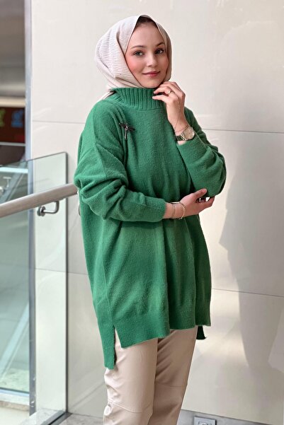 Nuss Angora Tunic with a Crew Neck, Short in the Front and Long in the Back