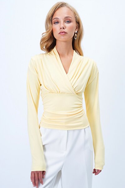 Trend Alaçatı Stili Dámska žltá blúzka s dvojitým výstrihom do V a korzetovým...