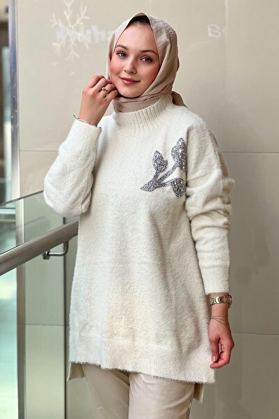 Nuss Zero Neckline Tulip Stone Embroidered Angora Tunic