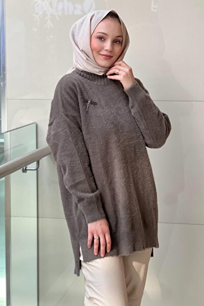 Nuss Angora Tunic with a Crew Neck, Short in the Front and Long in the Back