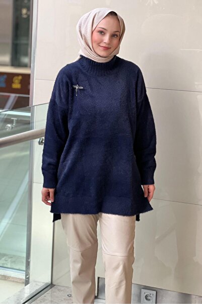 Nuss Angora Tunic with a Crew Neck, Short in the Front and Long in the Back