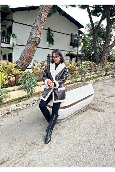 VAZIRADK معطف من الجلد الفروي باللون البني