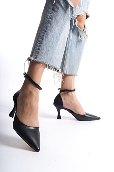 Gökhan Talay Elsa Black Leather Medium Heel (6 cm) Classic Heeled Shoes