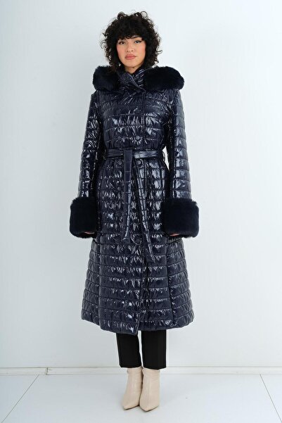 Lila Rose Kapşonu Ve Kolu Kürklü Şişme Mont