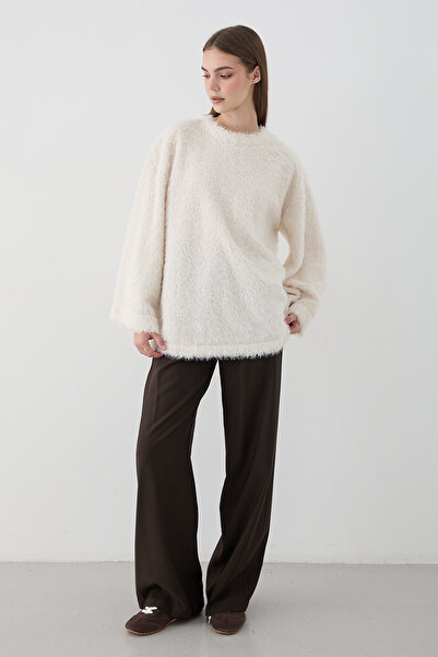 JASTE Women's Ecru Oversized Plush Sweater