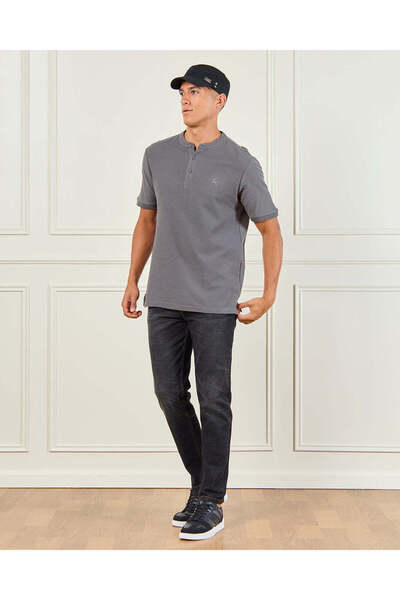 REDTAG Men Grey Short Sleeve T-shirt