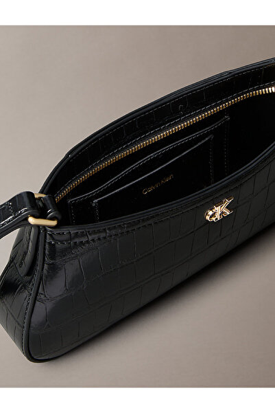 Calvin Klein Černá dámská taška přes rameno LV04F3283G