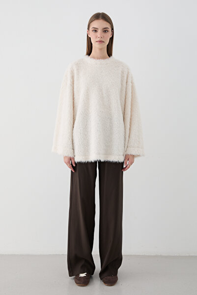 JASTE Women's Ecru Oversized Plush Sweater