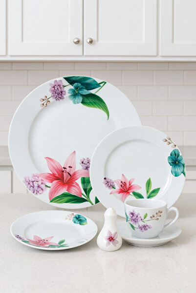Dania ✨ Elegant 22-piece dinnerware set — for a stylish table setting that serves 4 people ✨