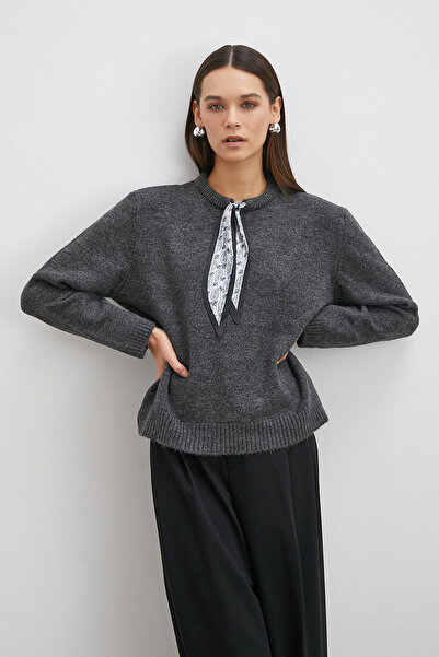 Never more Long Sleeve Sweater with Scarf Gray