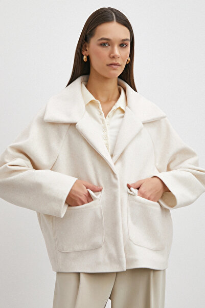 Never more Reglan Tay Flock Coat Cream