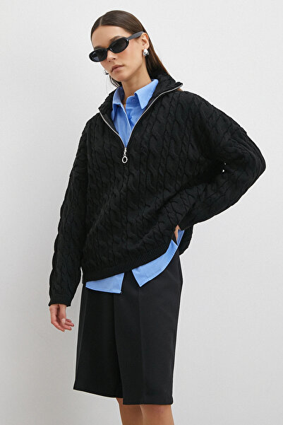 Never more Πουλόβερ με μισό φερμουάρ με πλεκτά μαλλιά μαύρο