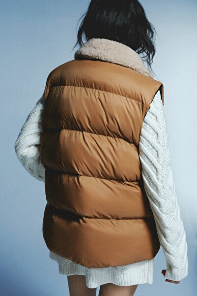 H&M Pelüş Yakalı Pofuduk Yelek